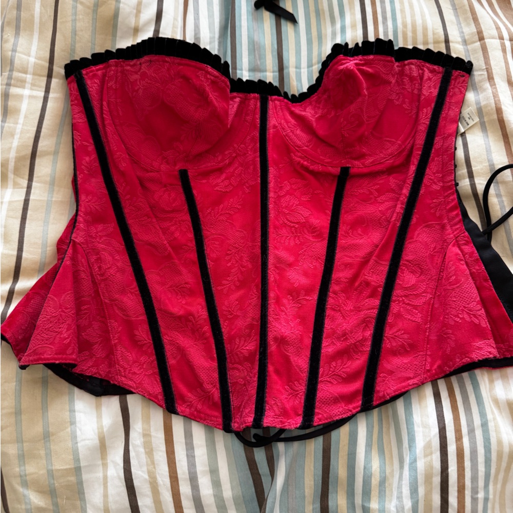 Vintage Victoria's Secret Lace Bustier in Red and Black
